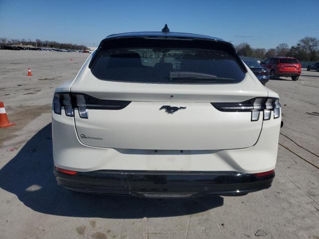  FORD MUSTANG 2021 Белый