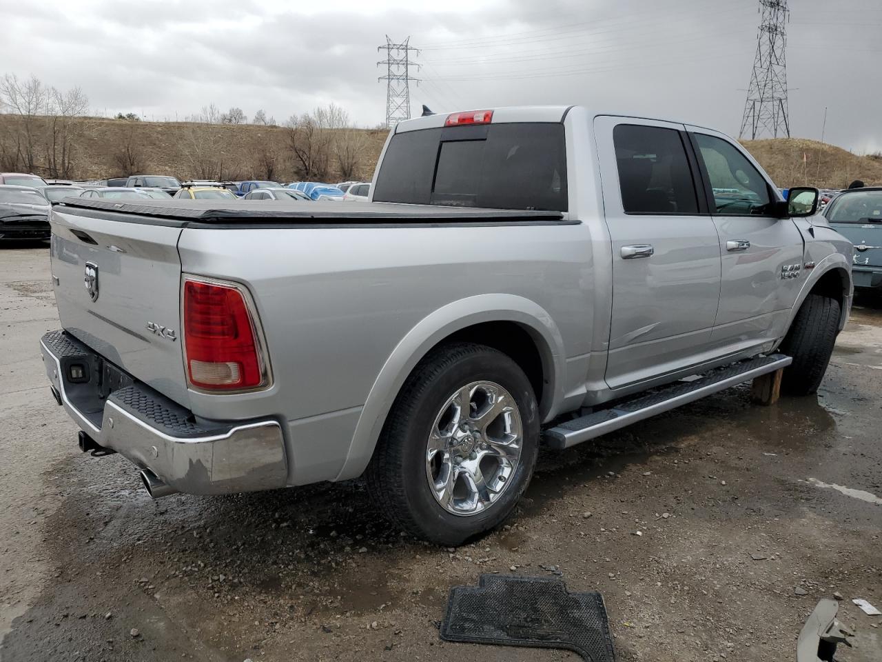 2015 RAM 1500 - Image 3