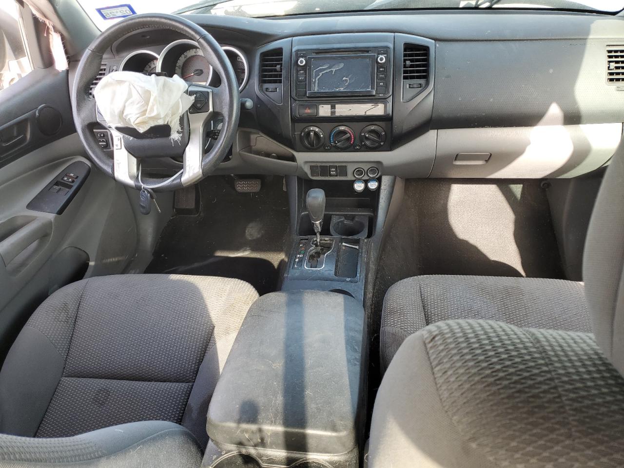 2015 Toyota Tacoma - Image 8