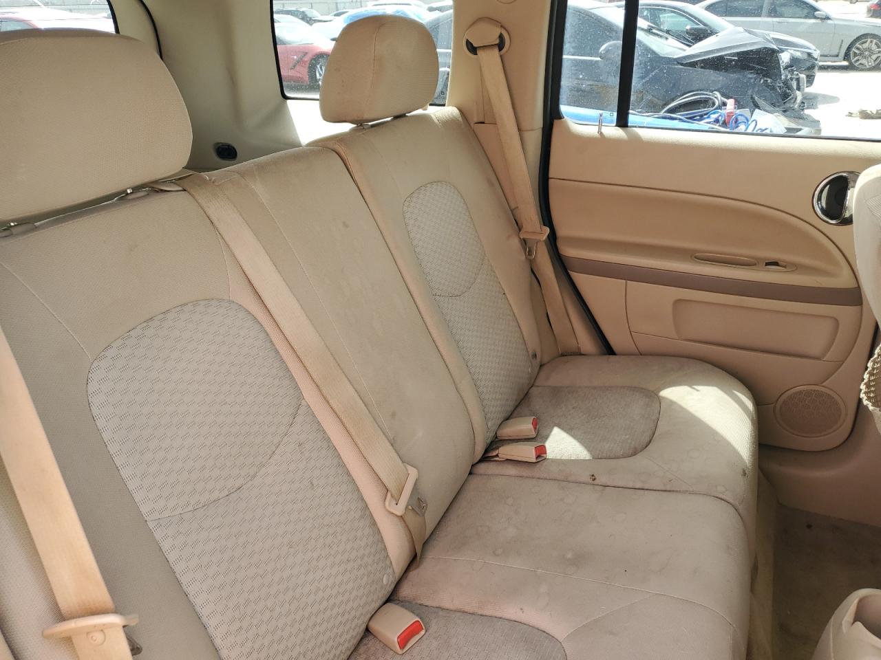 2009 Chevrolet HHR - Image 11