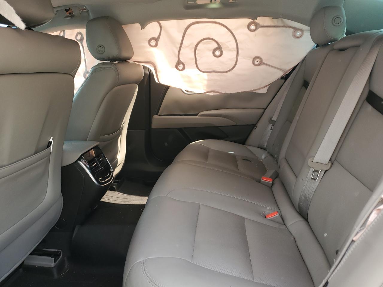 2015 Cadillac XTS - Image 10