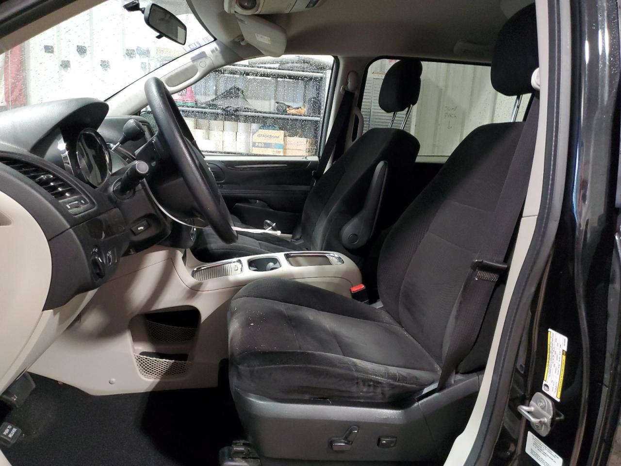 2014 Dodge Caravan - Image 7