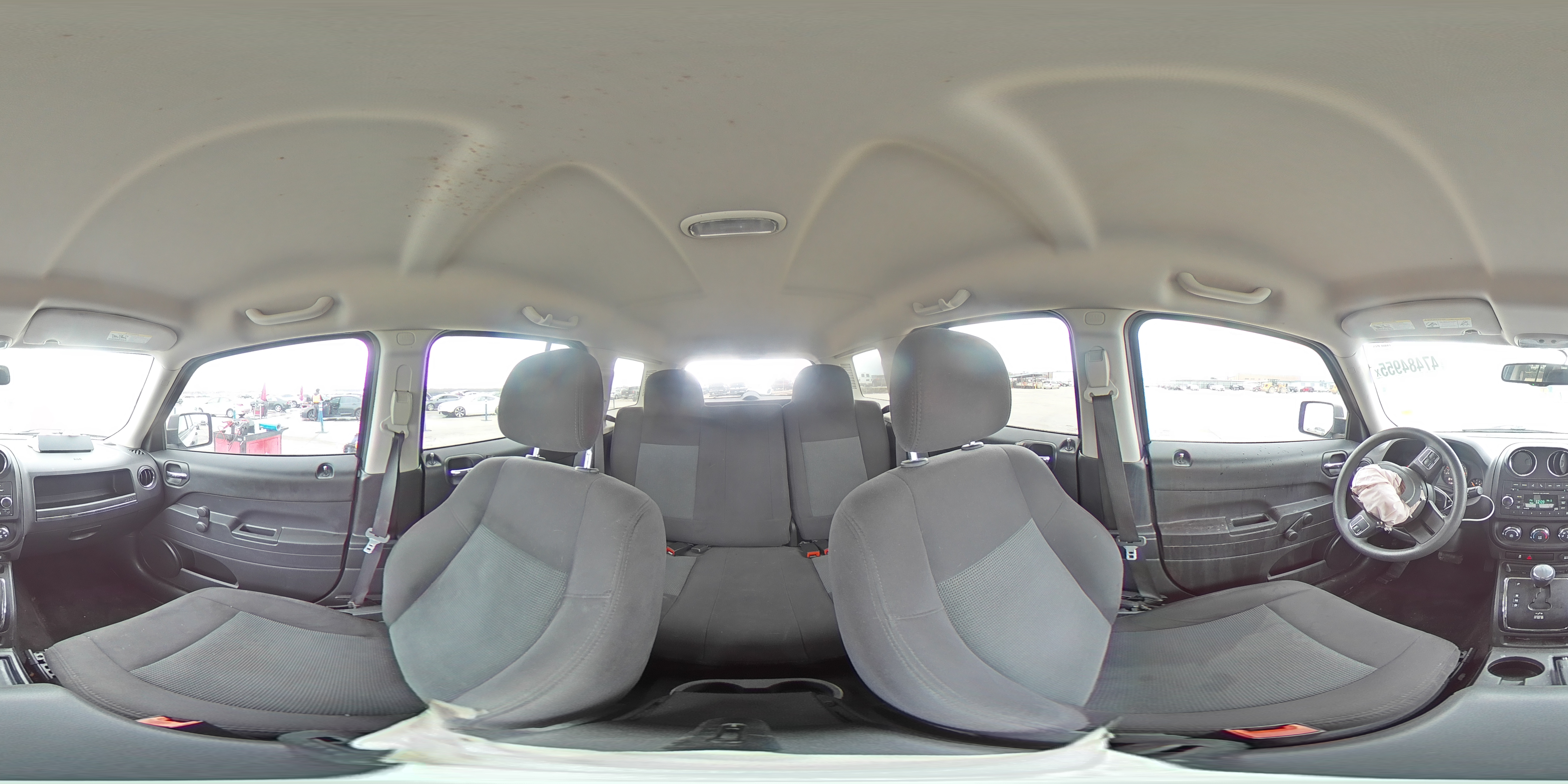 2016 Jeep Liberty (Patriot) - Image 13