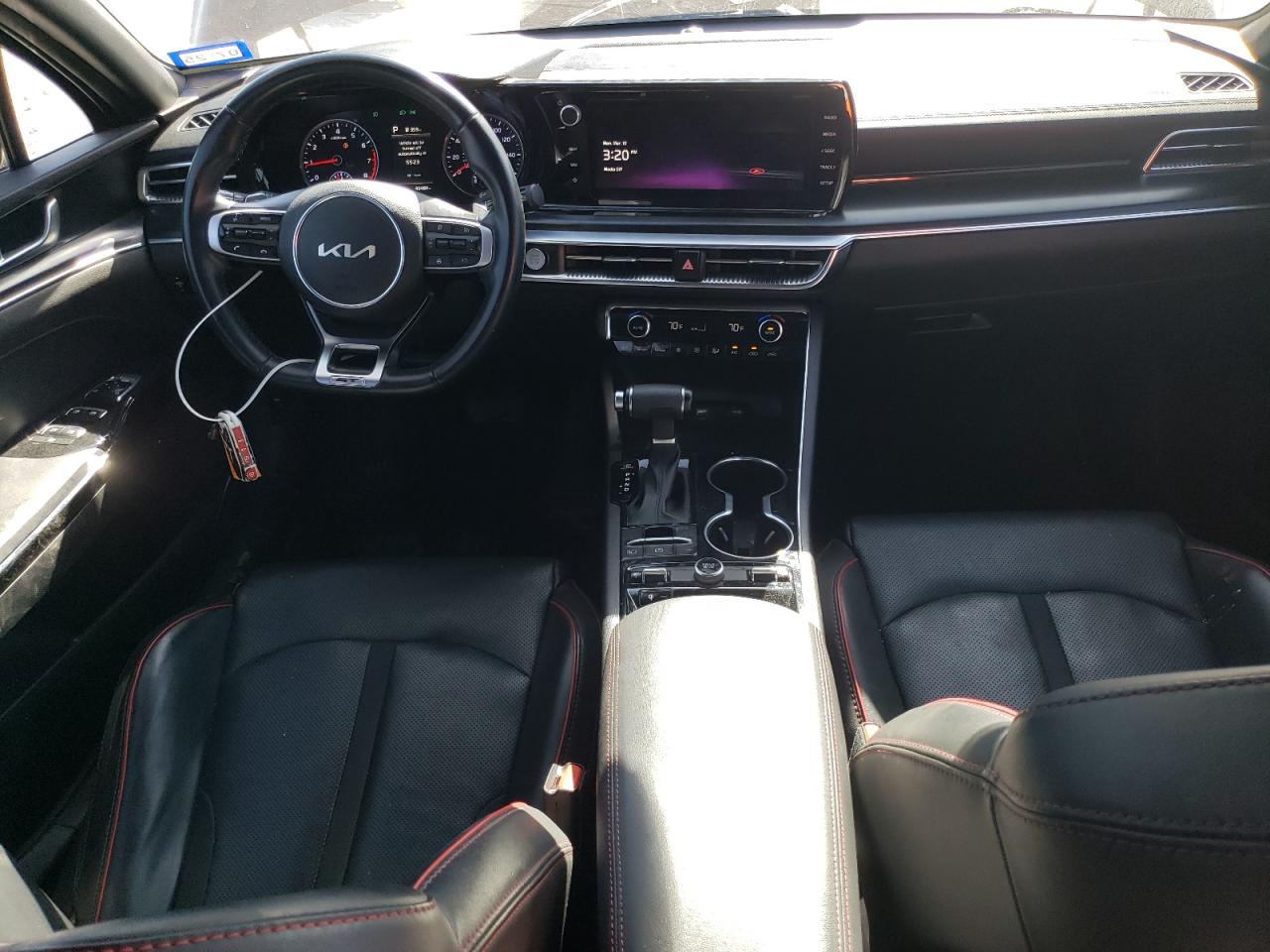 2023 Kia K5 - Image 8