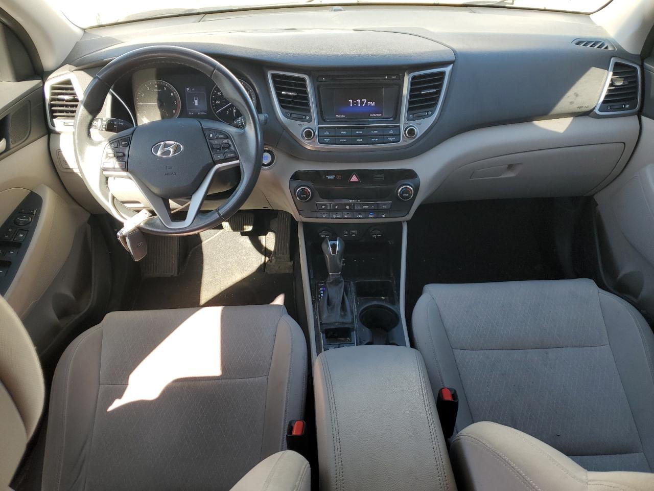 2017 Hyundai Tucson - Image 8