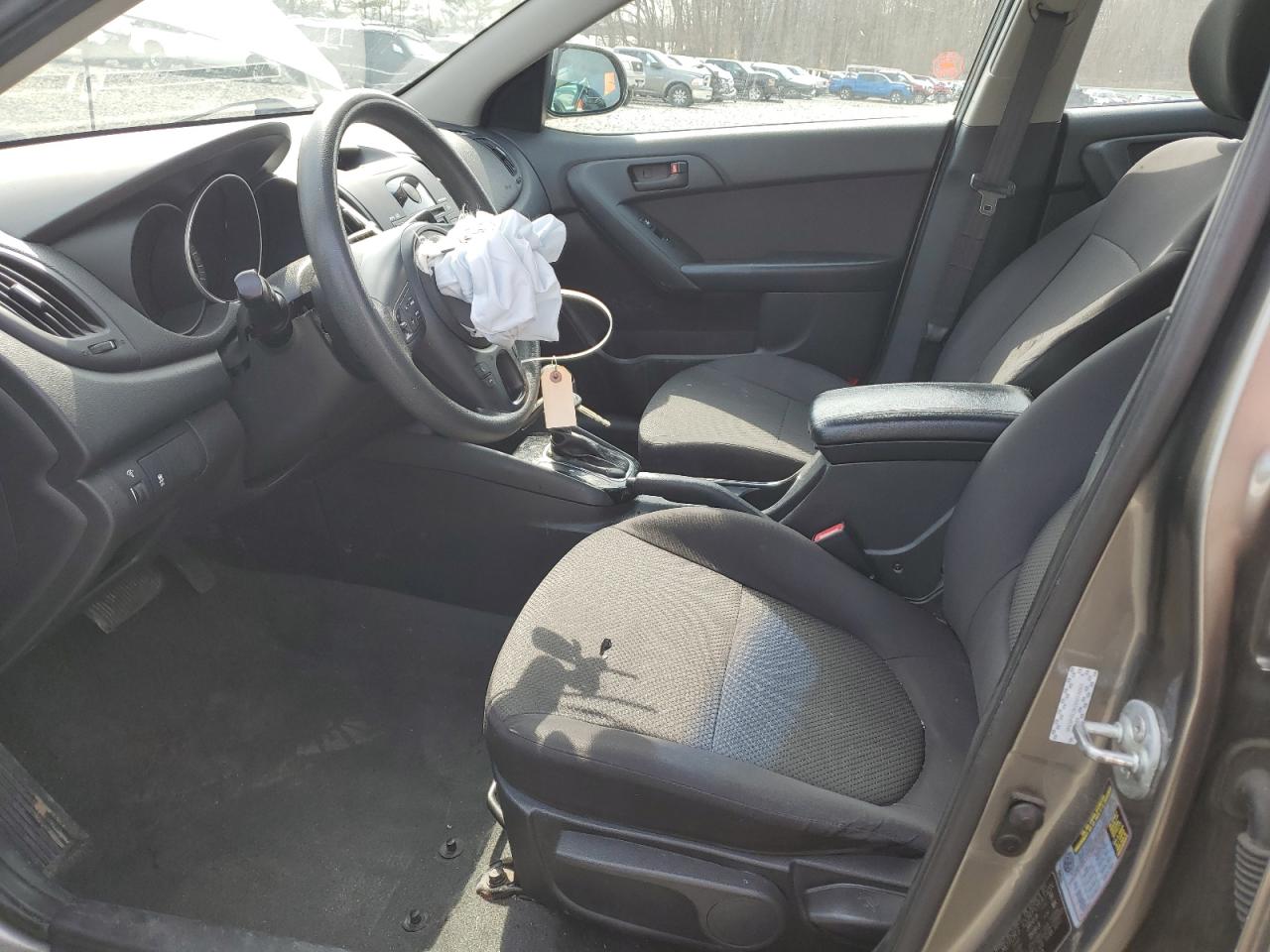 2012 Kia Forte - Image 7