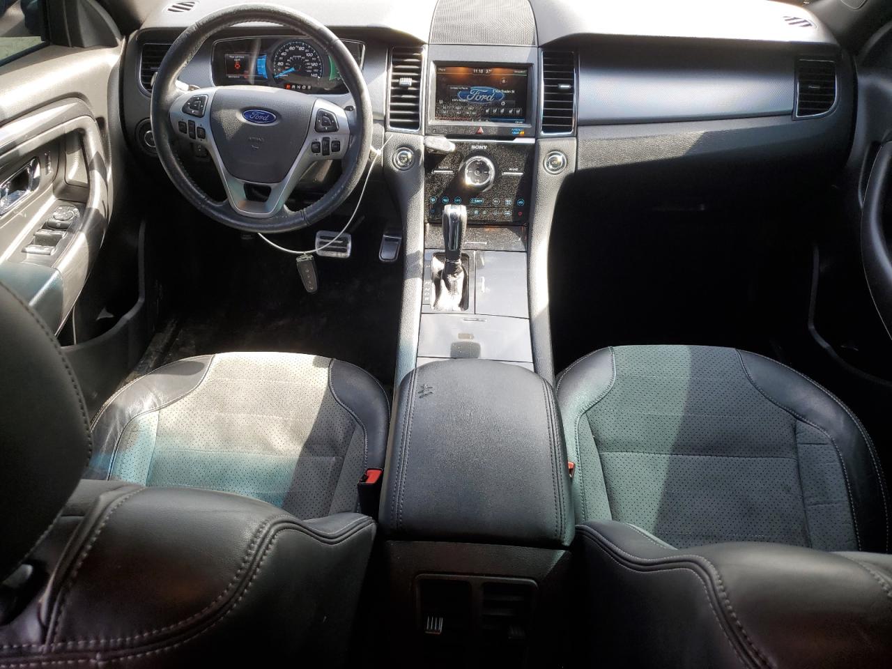 2015 Ford Taurus - Image 8