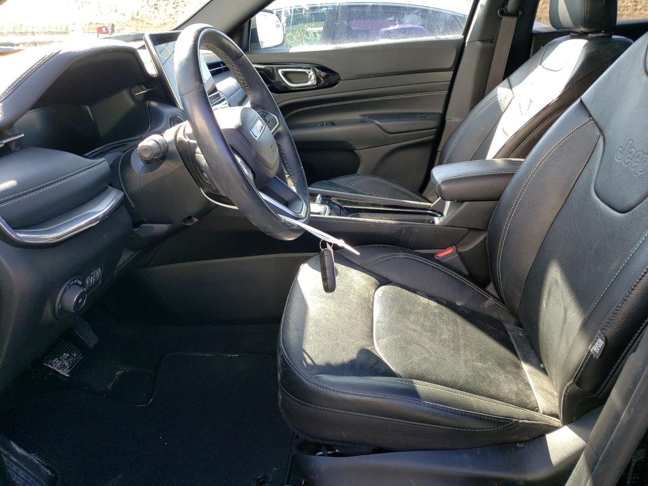 2022 Jeep Compass - Image 7