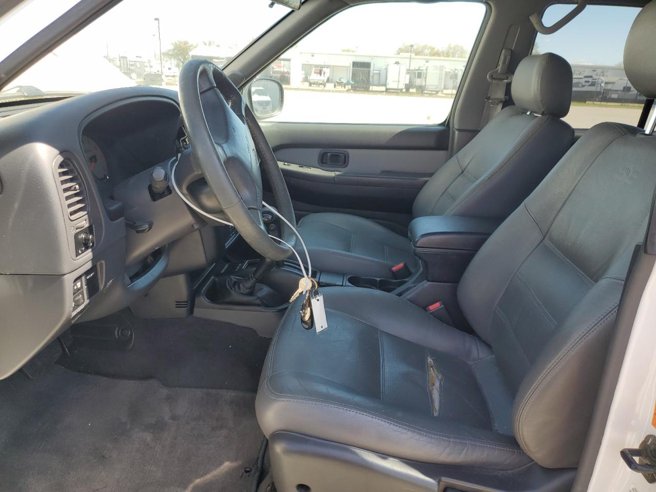 1999 Nissan Pathfinder Le VIN: JN8AR07Y4XW386861 Lot: 49731915
