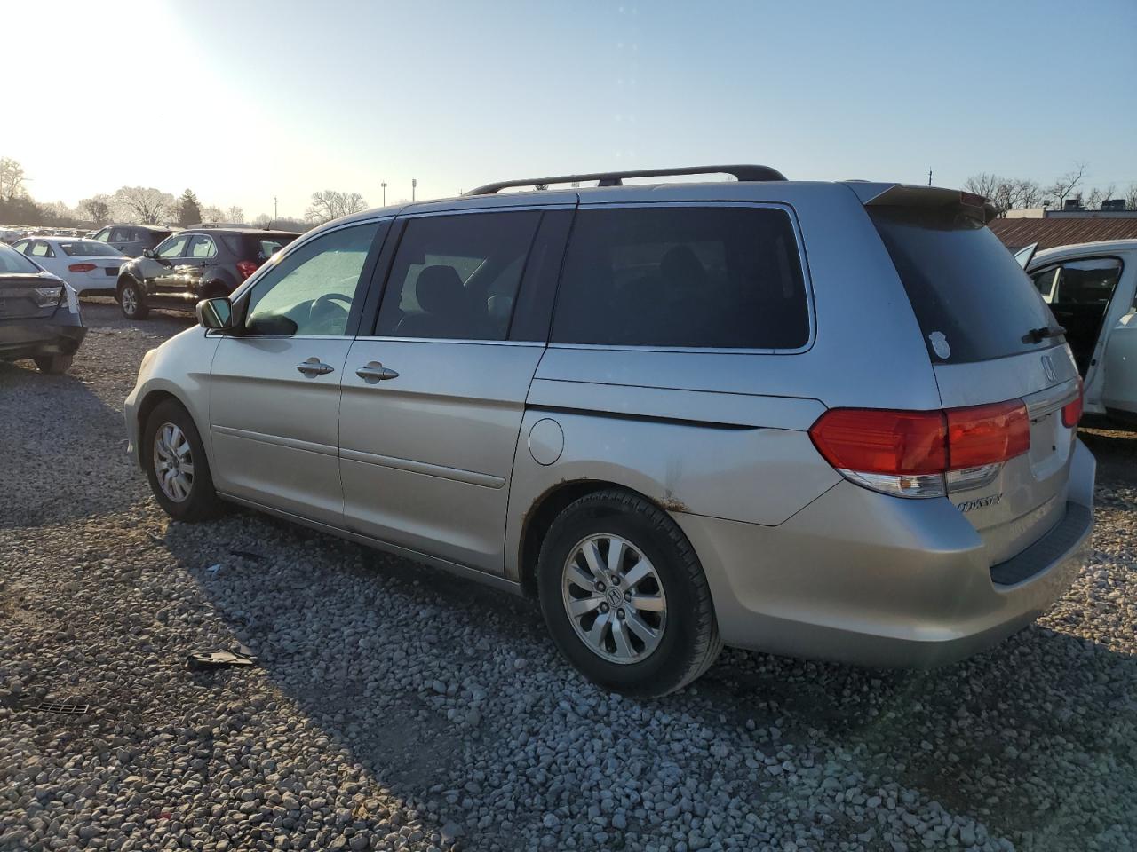 2009 Honda Odyssey - Image 2