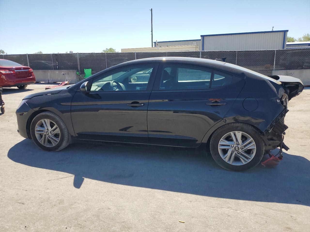 2020 Hyundai Elantra - Image 2