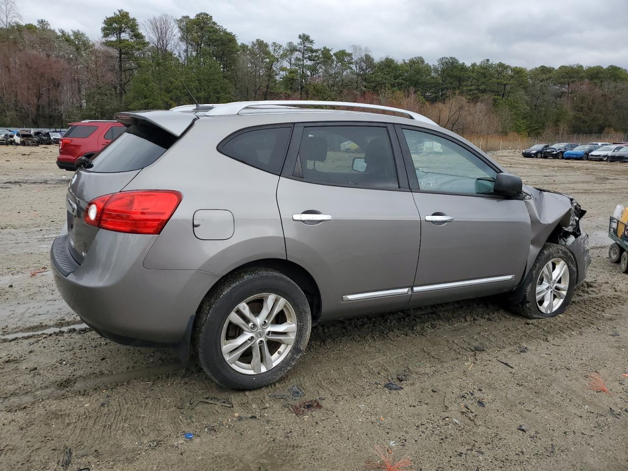 2015 Nissan Rogue - Image 3