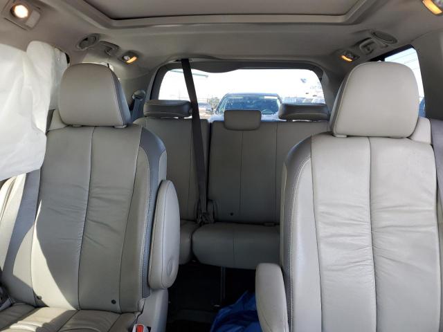 2011 TOYOTA SIENNA XLE