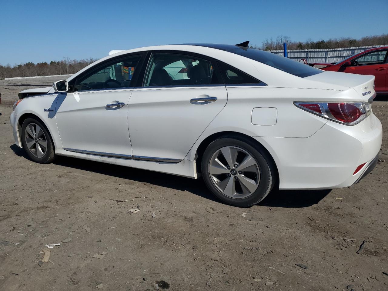 2012 Hyundai Sonata - Image 2