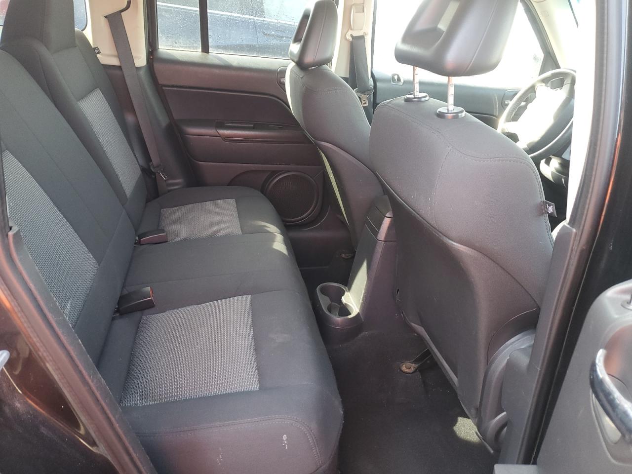 2009 Jeep Liberty (Patriot) - Image 11