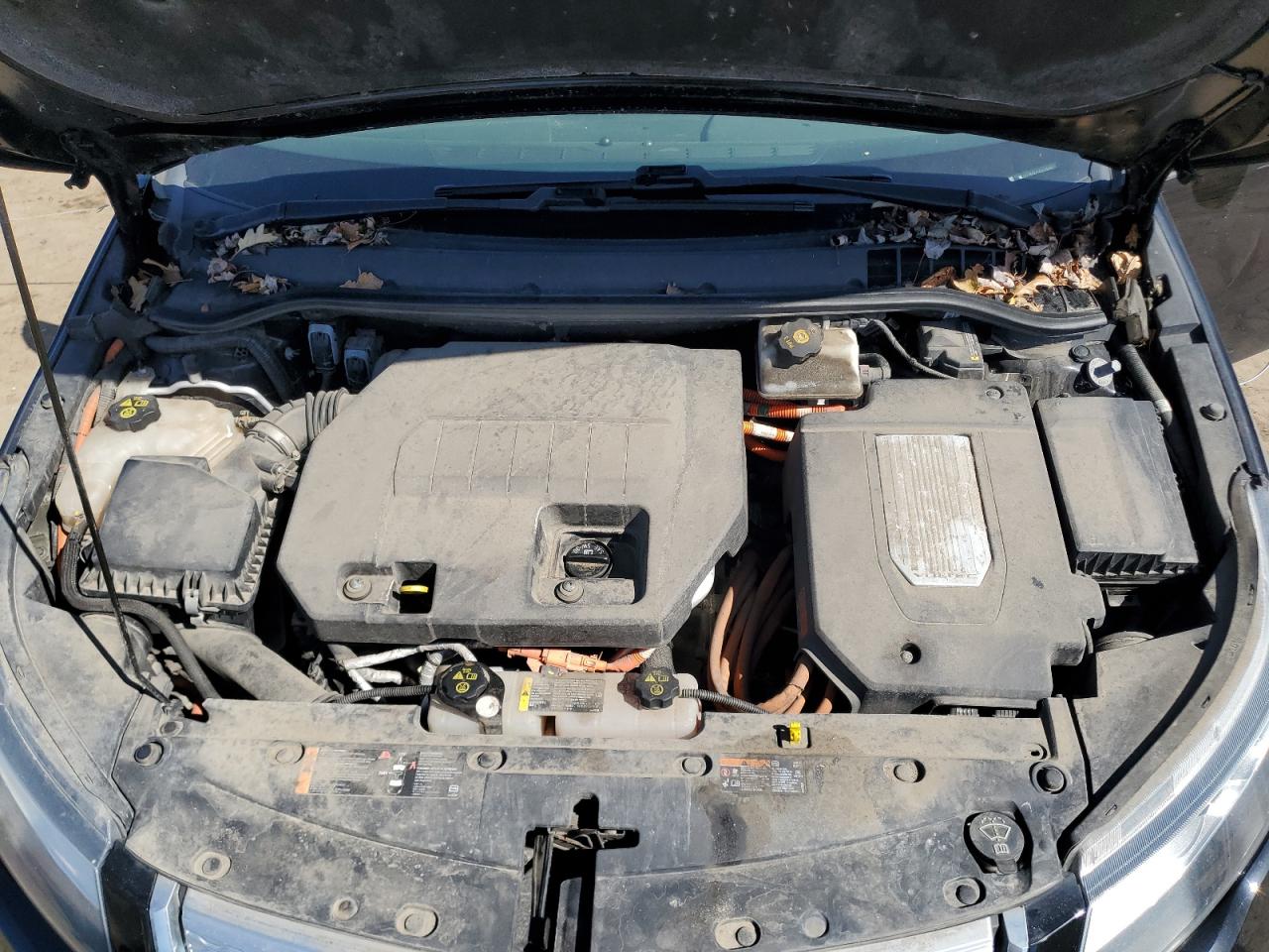 2012 Chevrolet Volt - Image 11