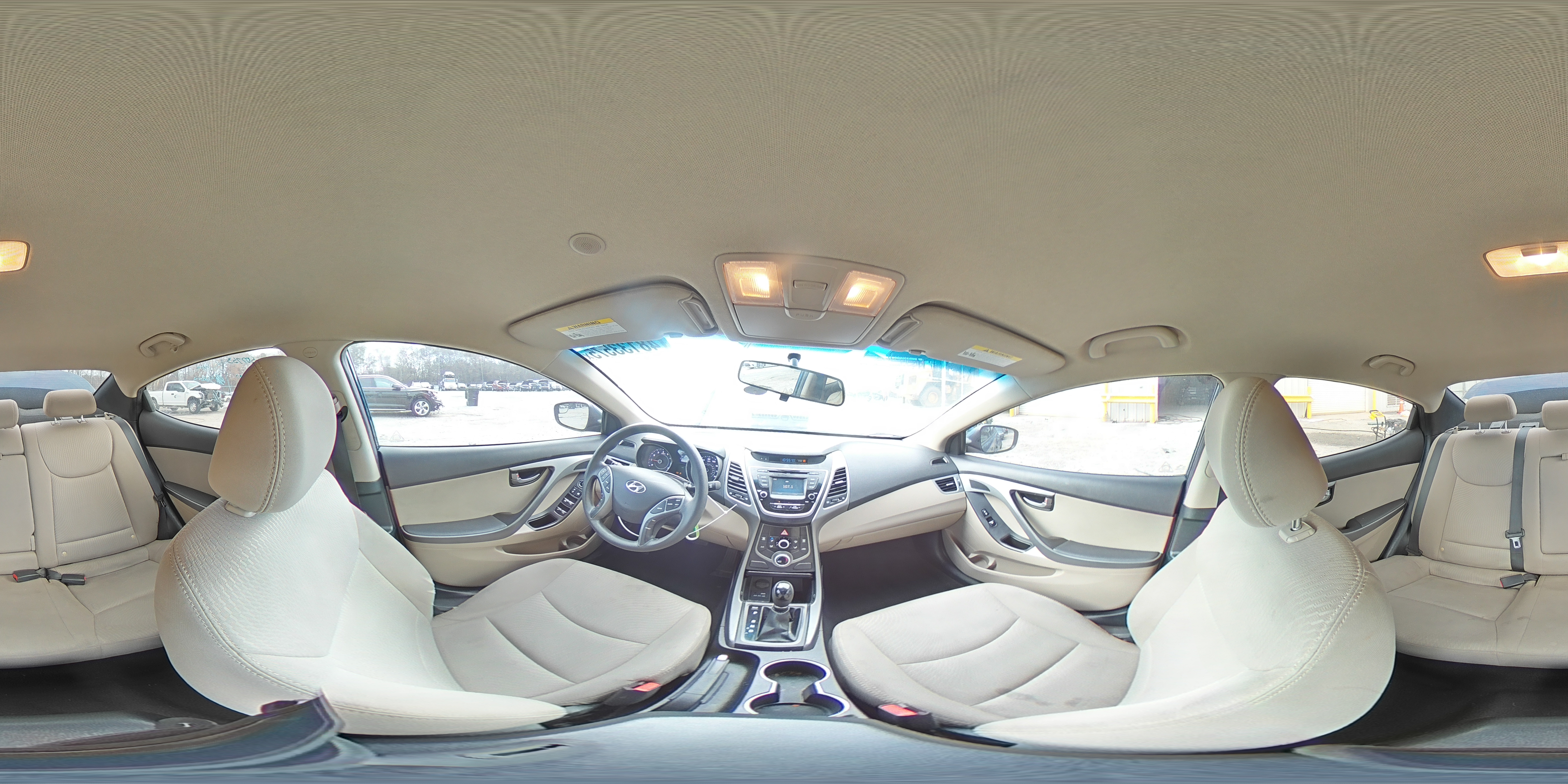 2016 Hyundai Elantra - Image 14