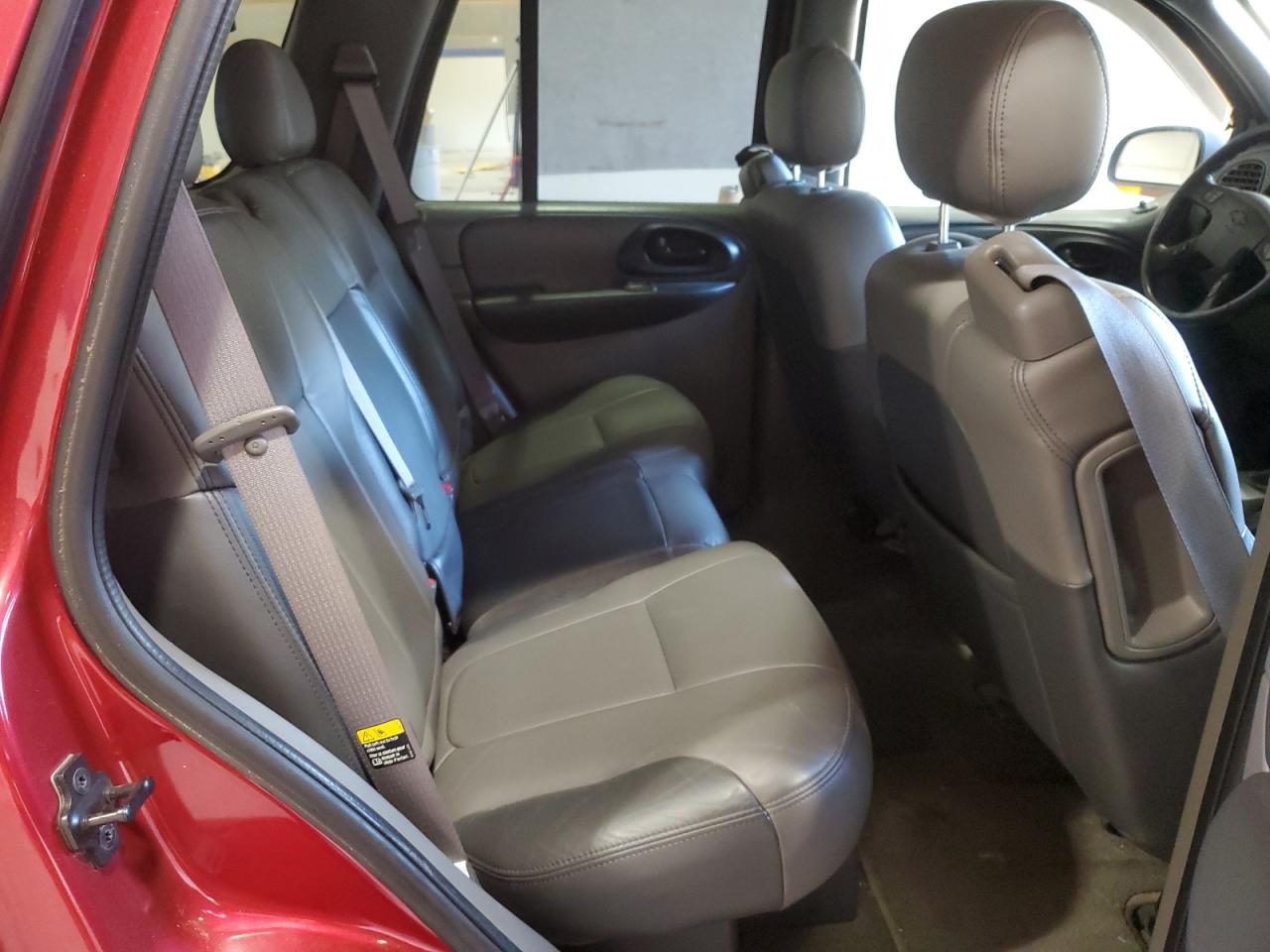 2003 Chevrolet TrailBlazer - Image 11
