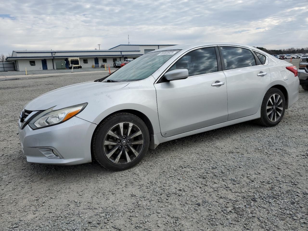 2016 Nissan Altima 2.5 იყიდება Lumberton-ში, NC - Front End