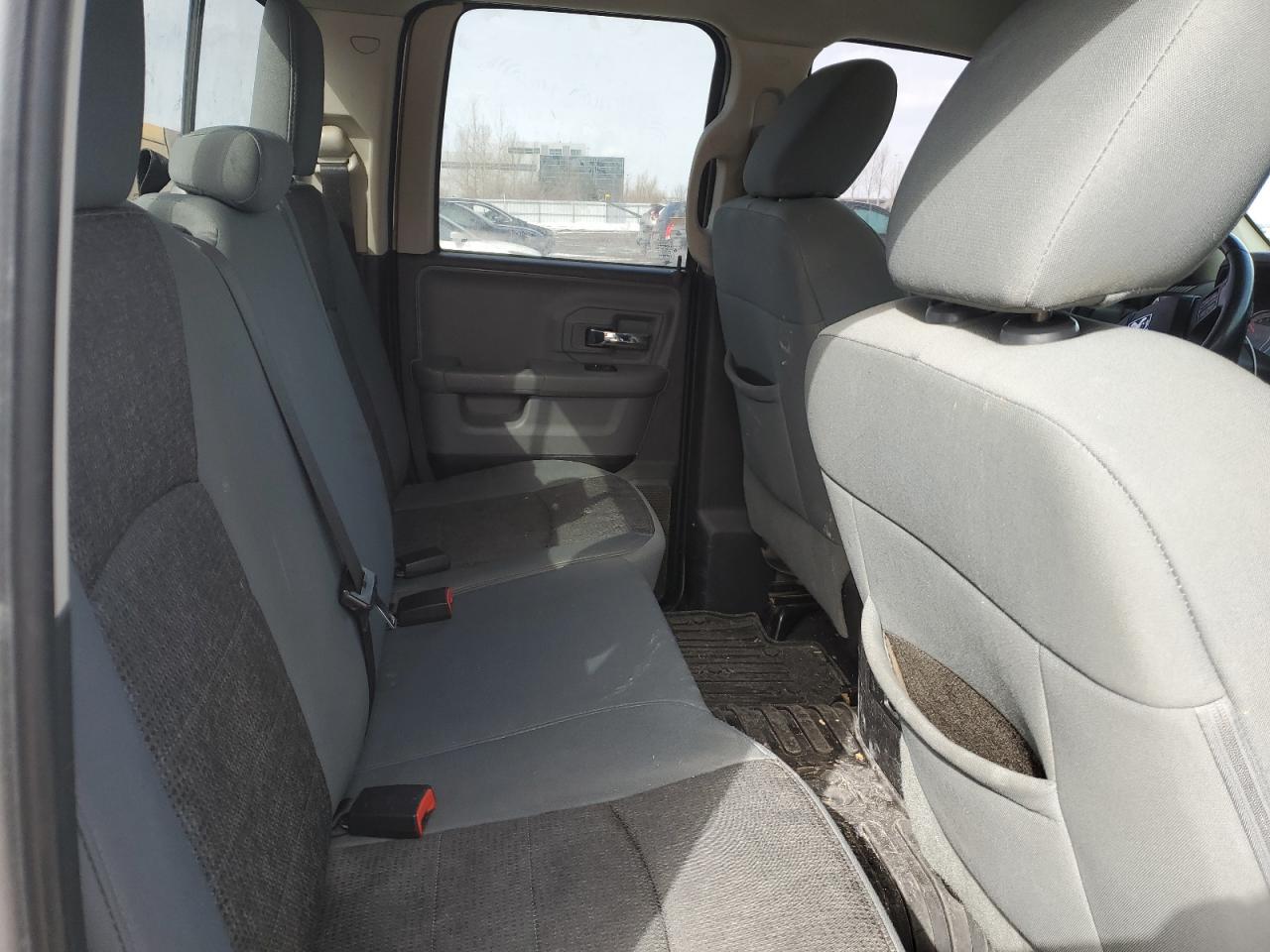 2014 RAM 1500 - Image 10