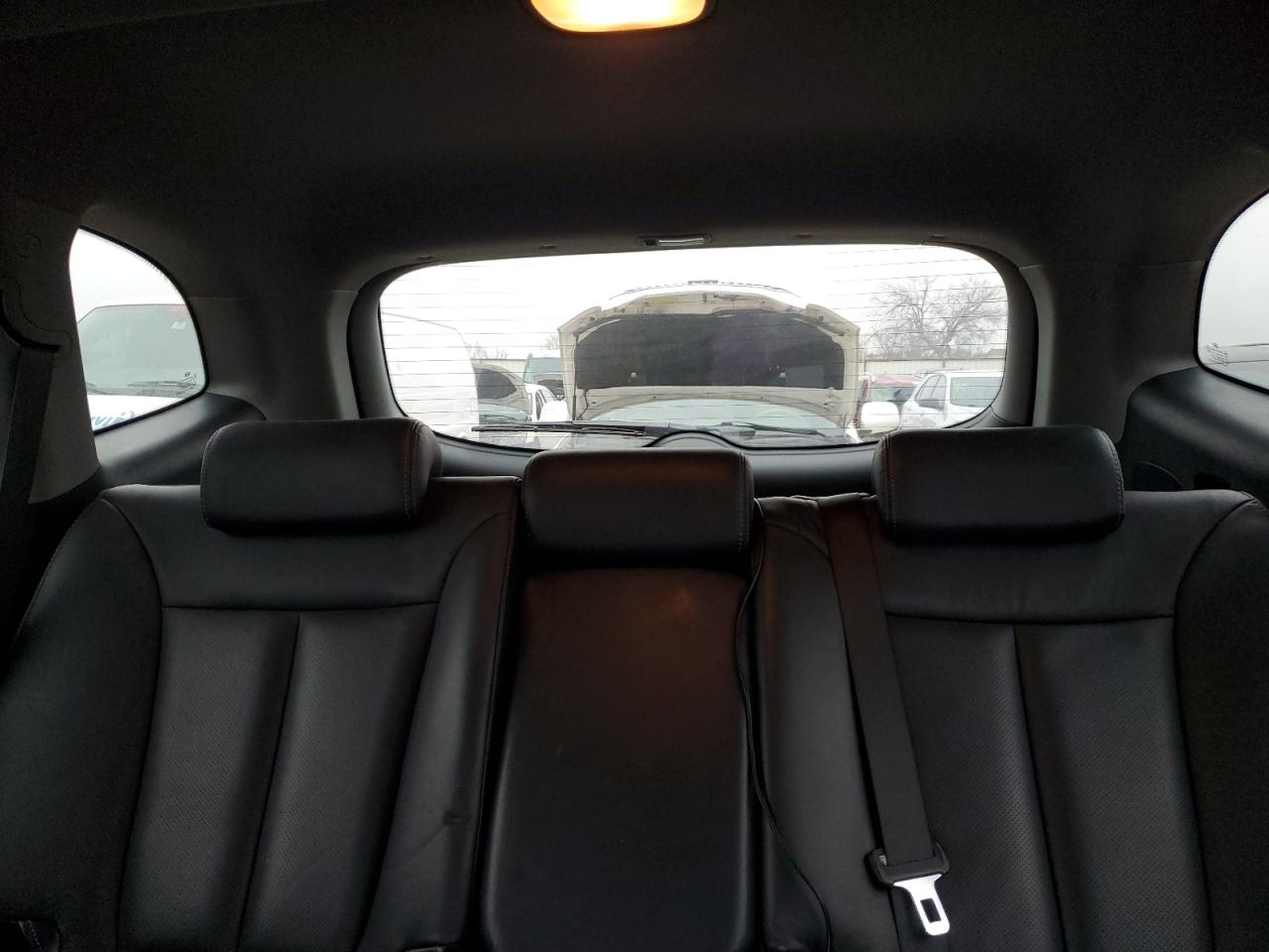 2009 Hyundai Santa Fe - Image 10