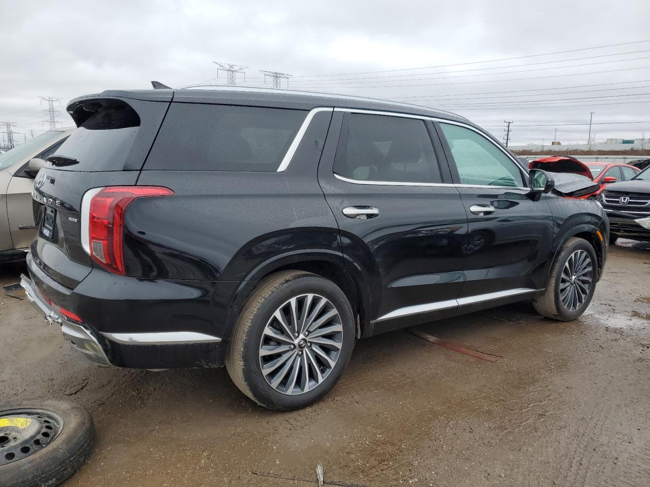 2024 Hyundai Palisade - Image 3
