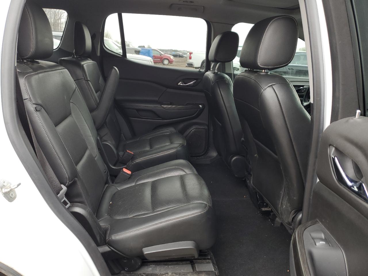 2019 GMC Acadia - Image 11