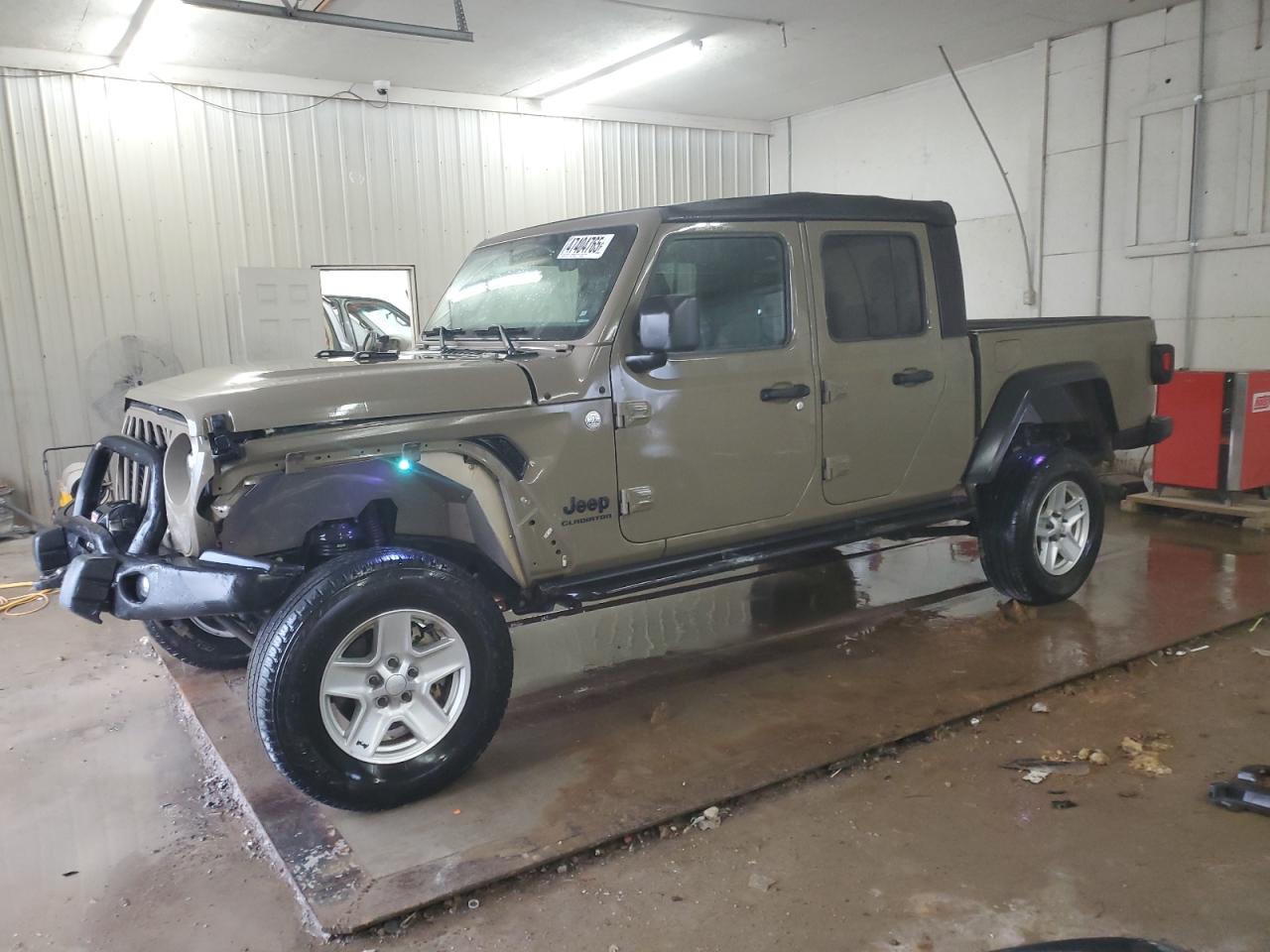 2020 Jeep Gladiator Sport for Sale in Madisonville, TN - Front End
