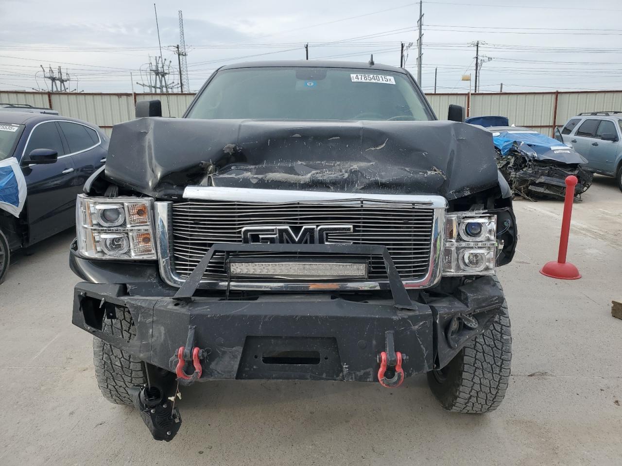 2011 GMC Sierra - Image 5