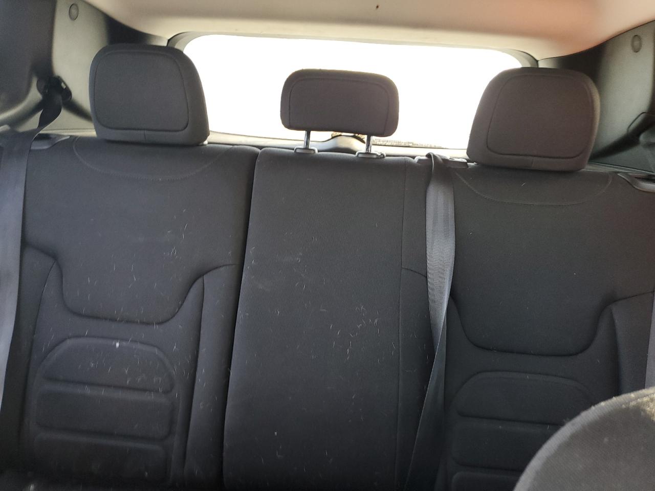 2019 Jeep Renegade - Image 10