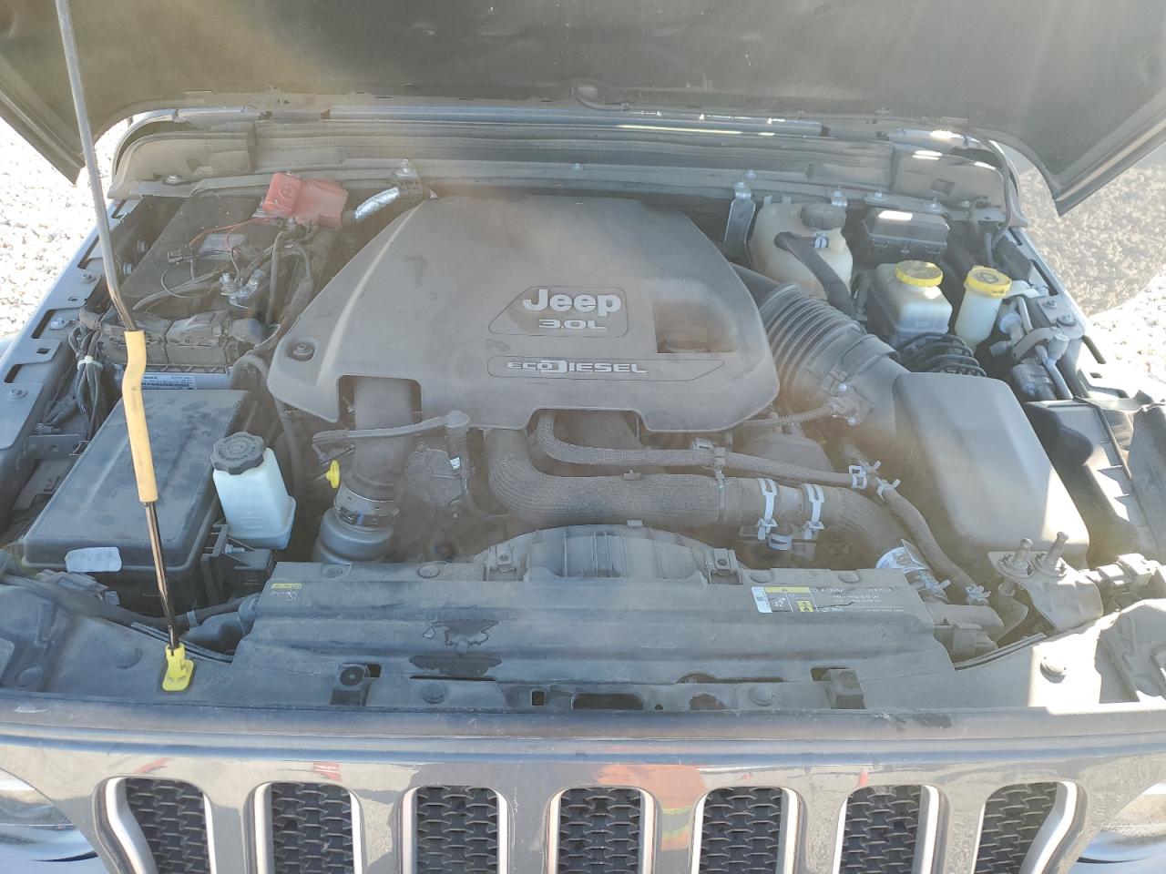 2020 Jeep Wrangler - Image 14