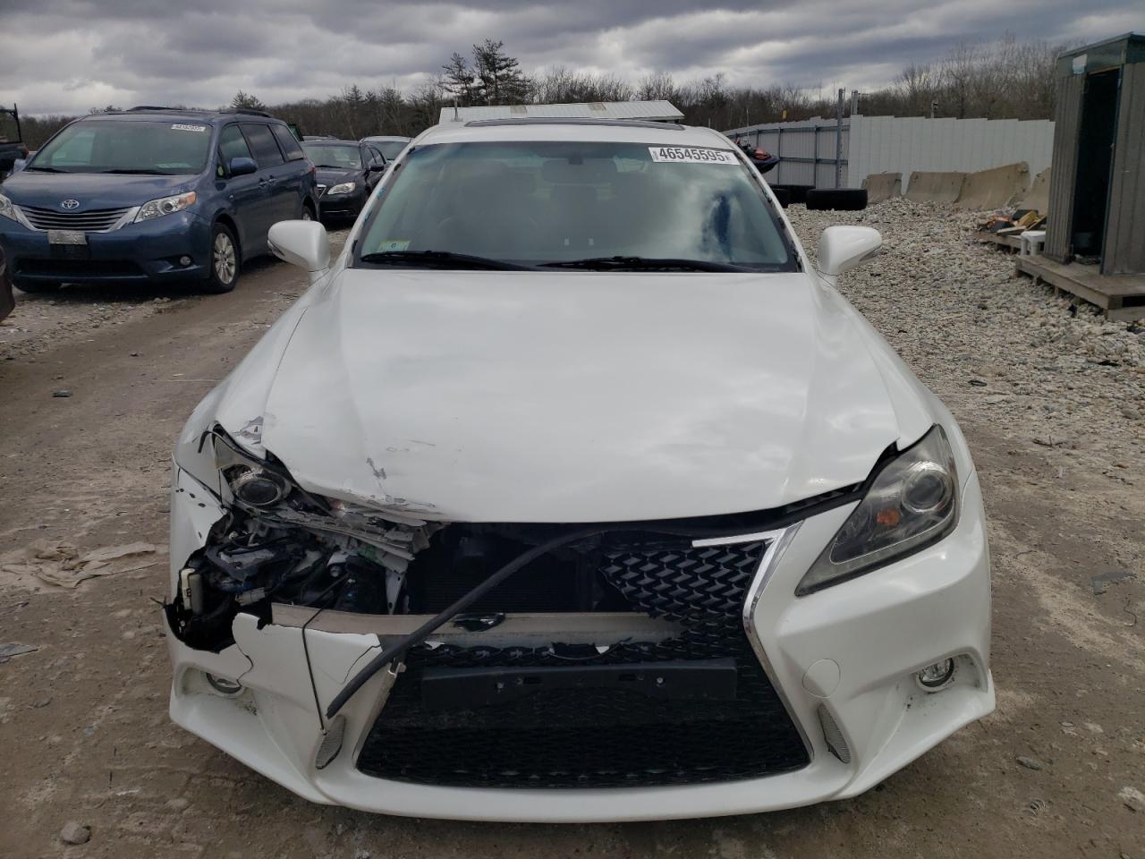 2012 Lexus IS - Image 5