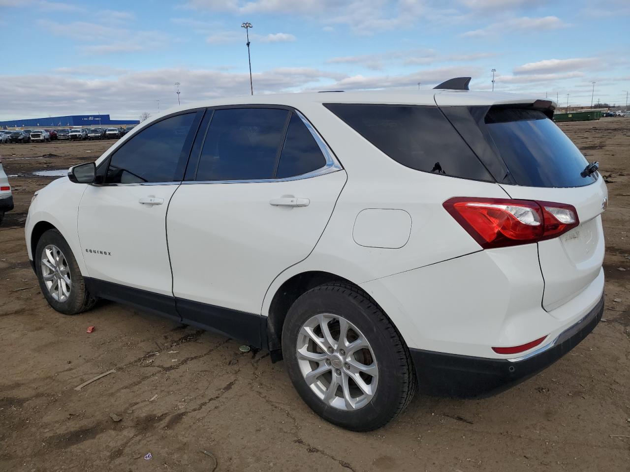 2019 Chevrolet Equinox - Image 2