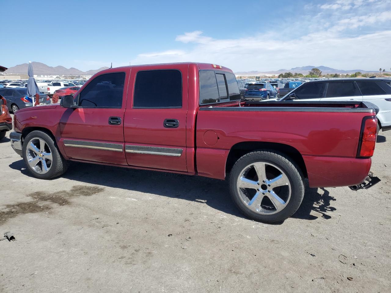 2005 Chevrolet Silverado - Image 2