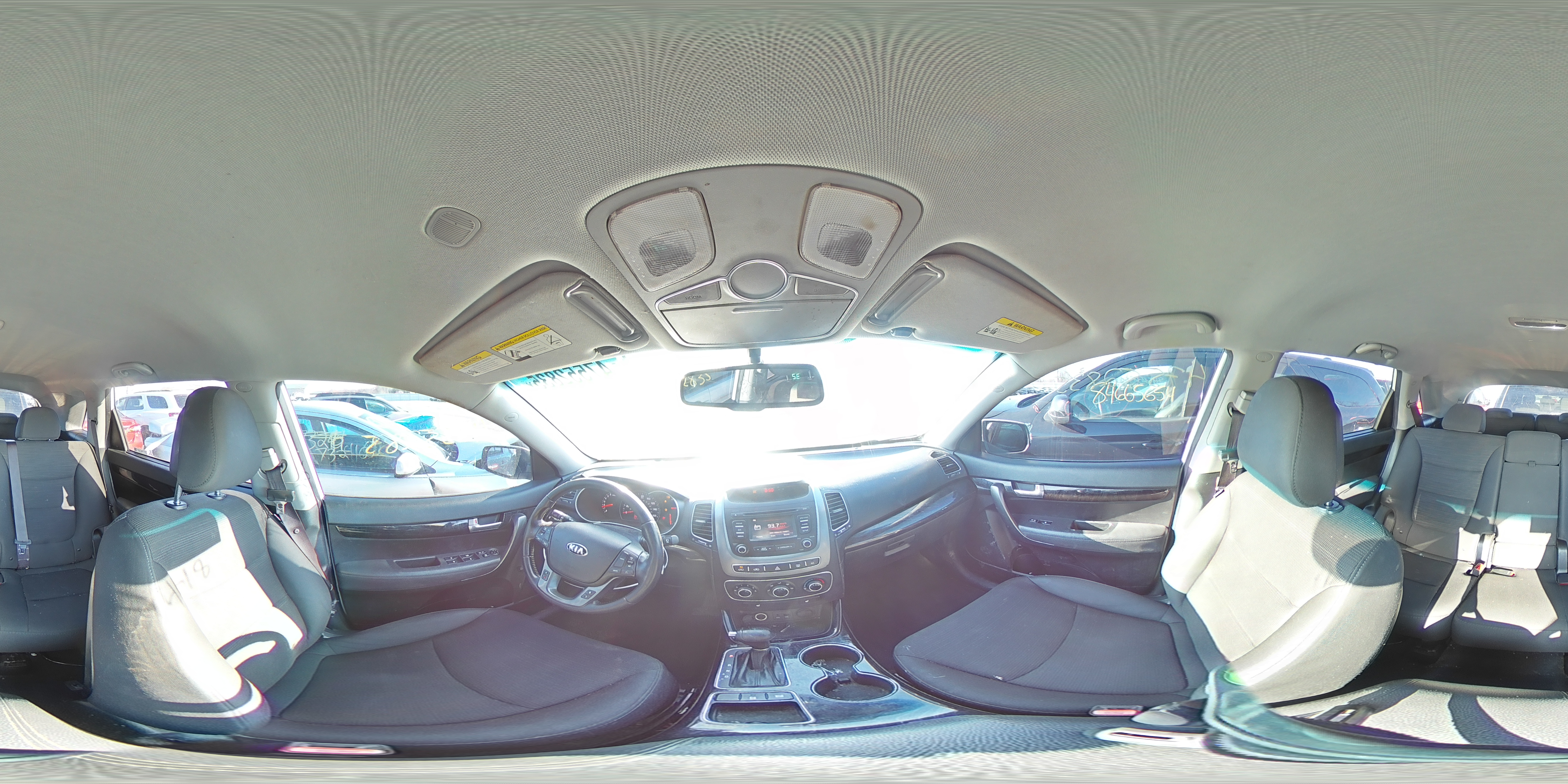 2014 Kia Sorento - Image 13