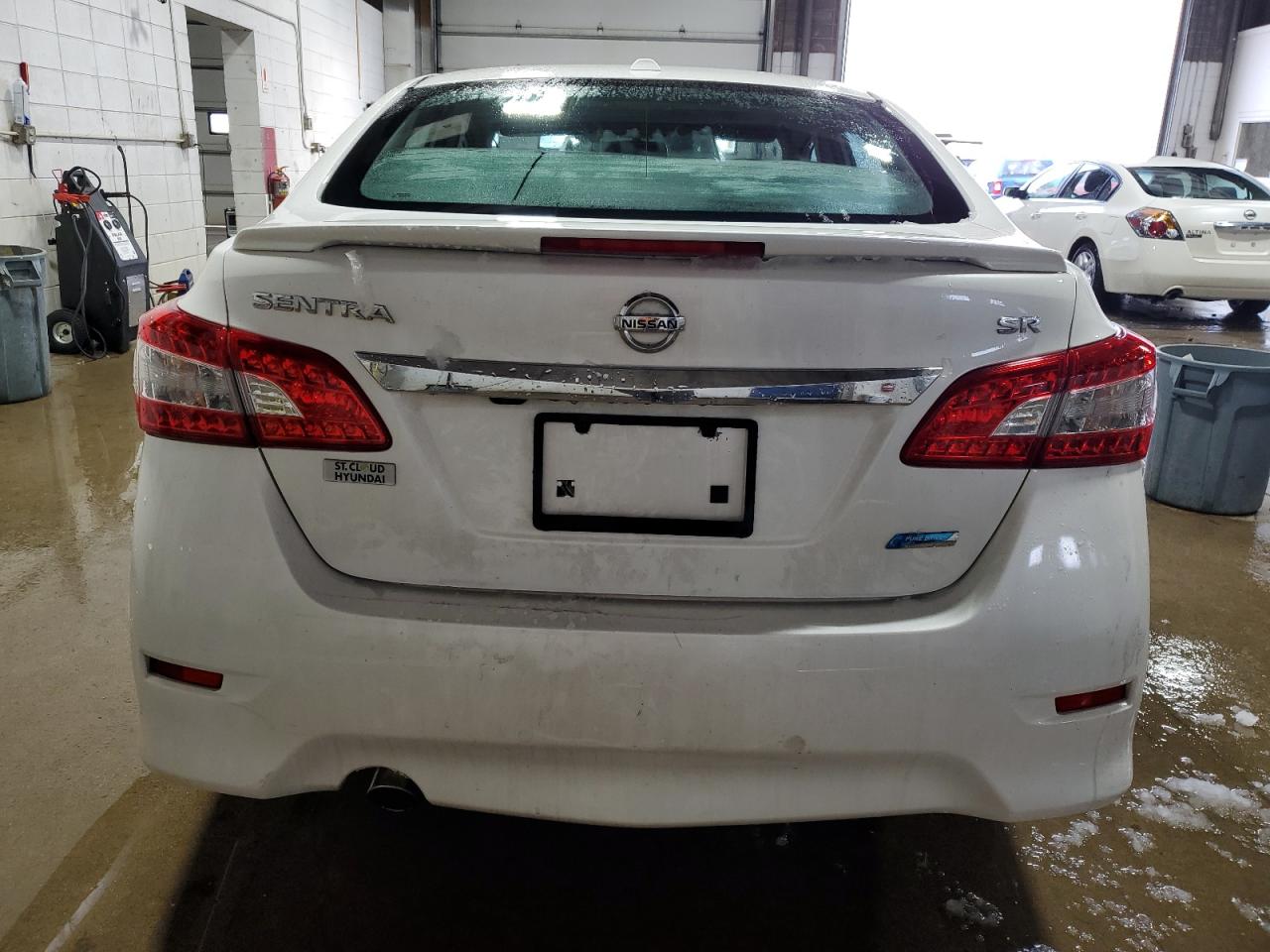 2013 Nissan Sentra - Image 6