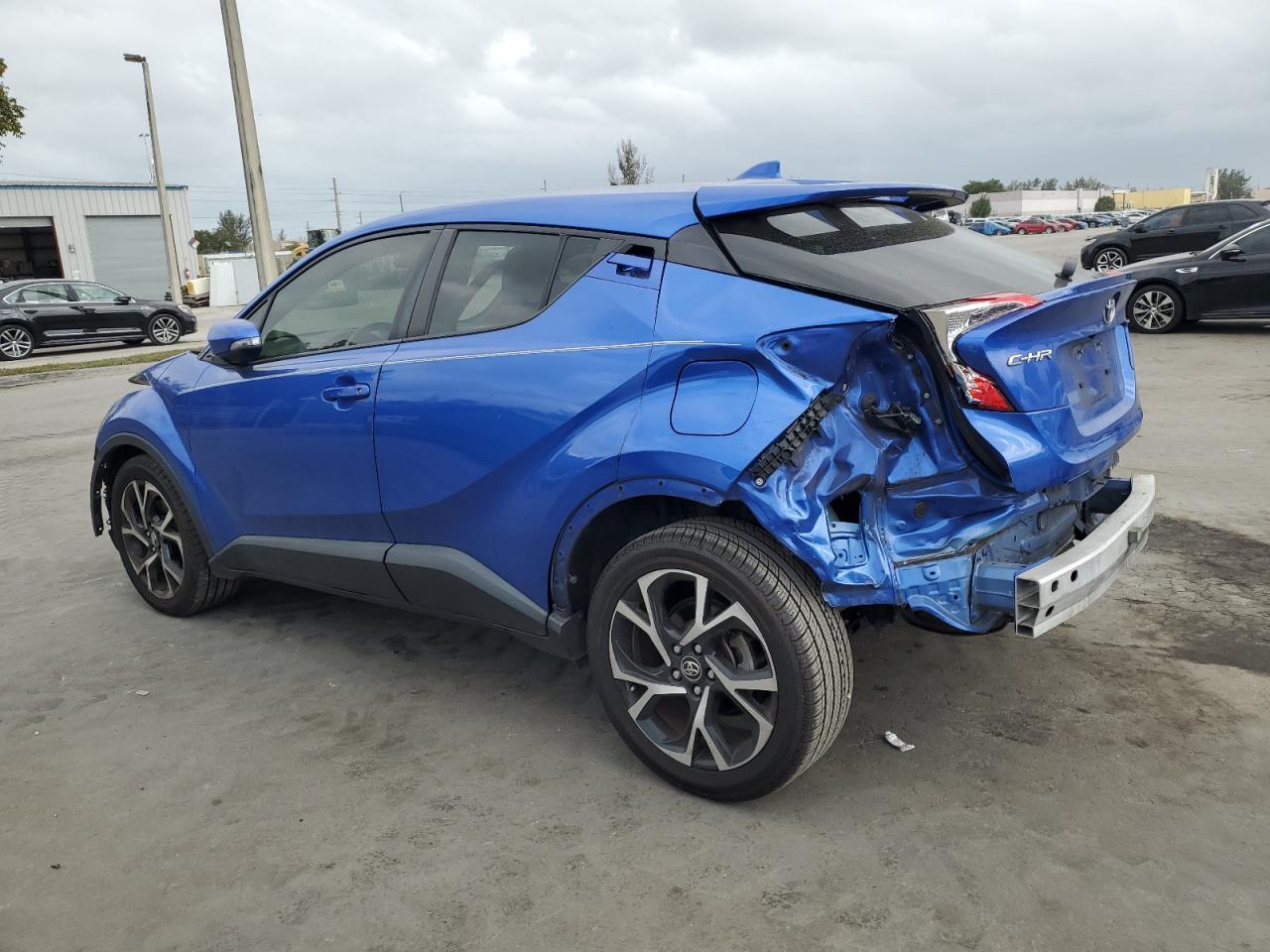 2018 Toyota C-HR - Image 2