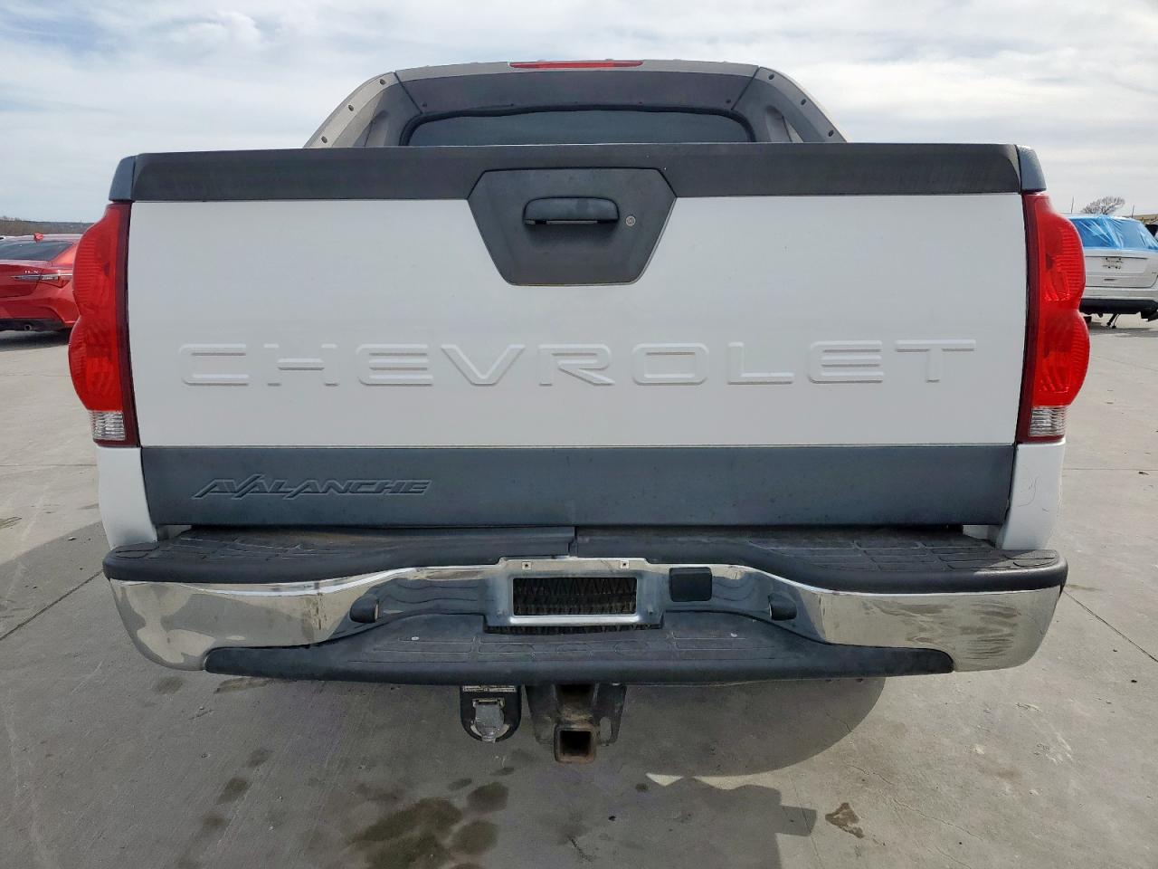 2006 Chevrolet Avalanche - Image 6