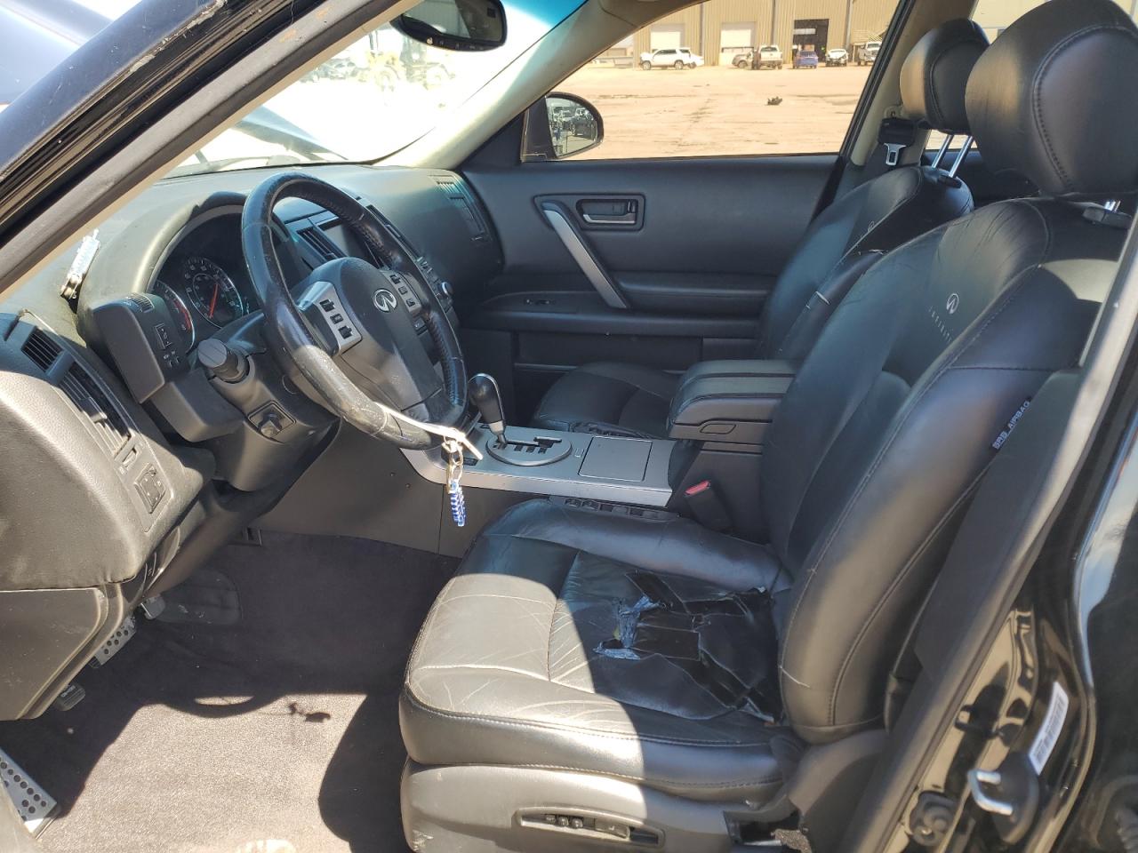 2004 Infiniti FX - Image 7
