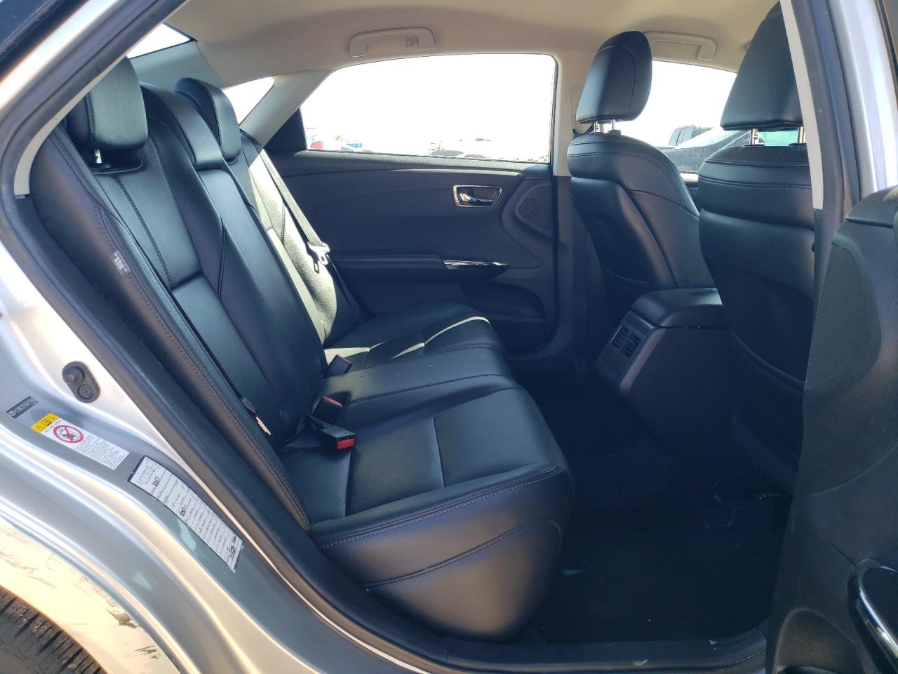 2016 Toyota Avalon - Image 10