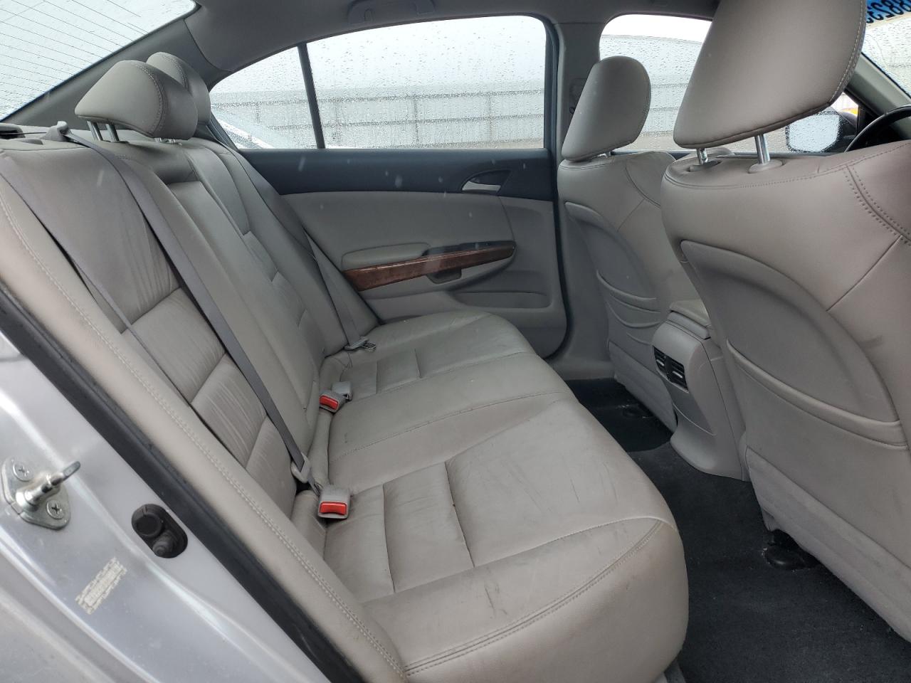 2011 Honda Accord - Image 10