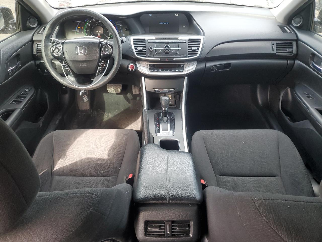 2015 Honda Accord - Image 8
