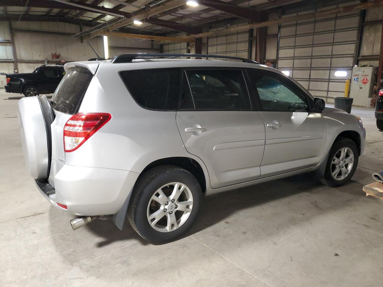 2011 Toyota RAV 4 - Image 3