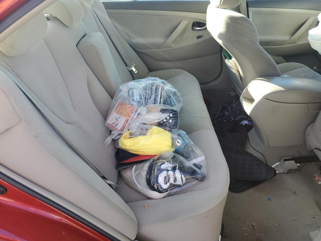 2011 Toyota Camry - Image 10