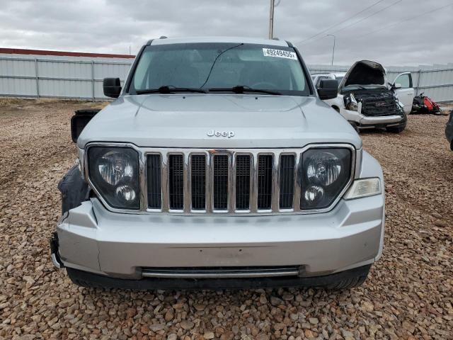  JEEP LIBERTY 2012 Srebrny