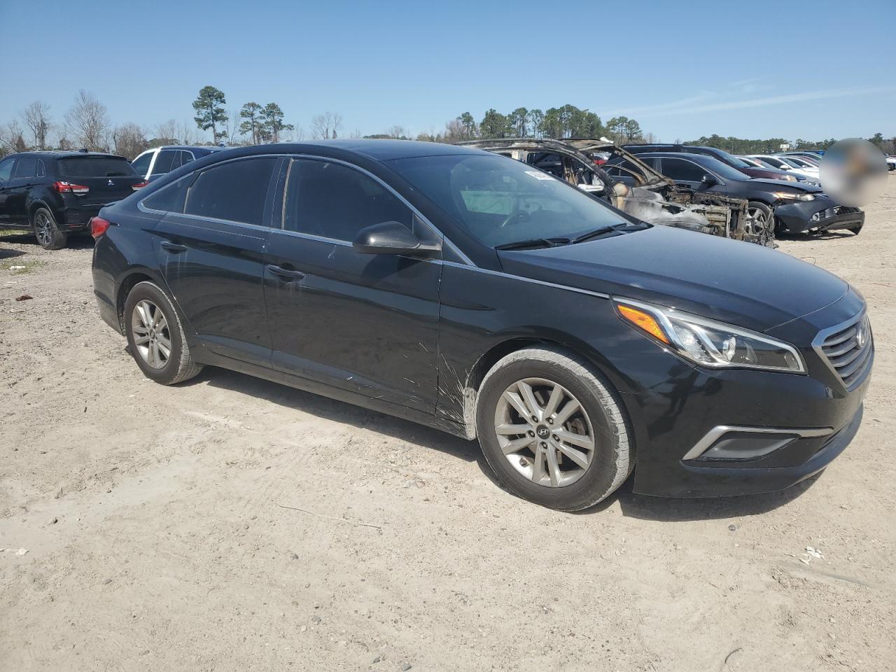 2016 Hyundai Sonata - Image 4