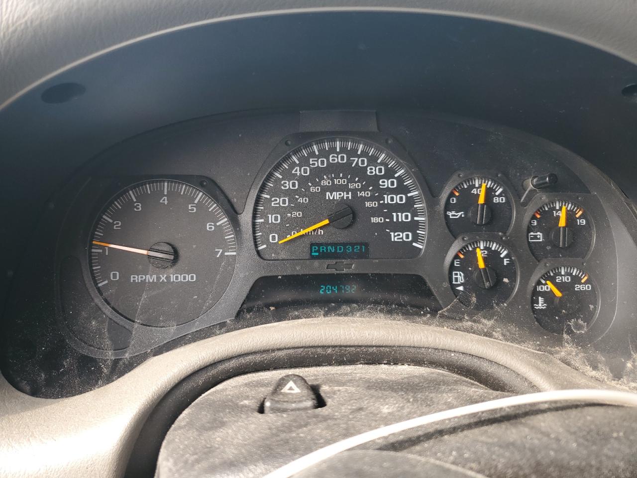 2004 Chevrolet TrailBlazer - Image 9