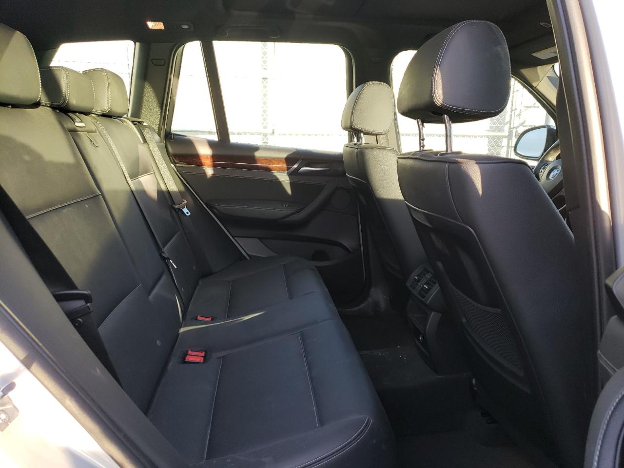 2015 BMW X3 - Image 11