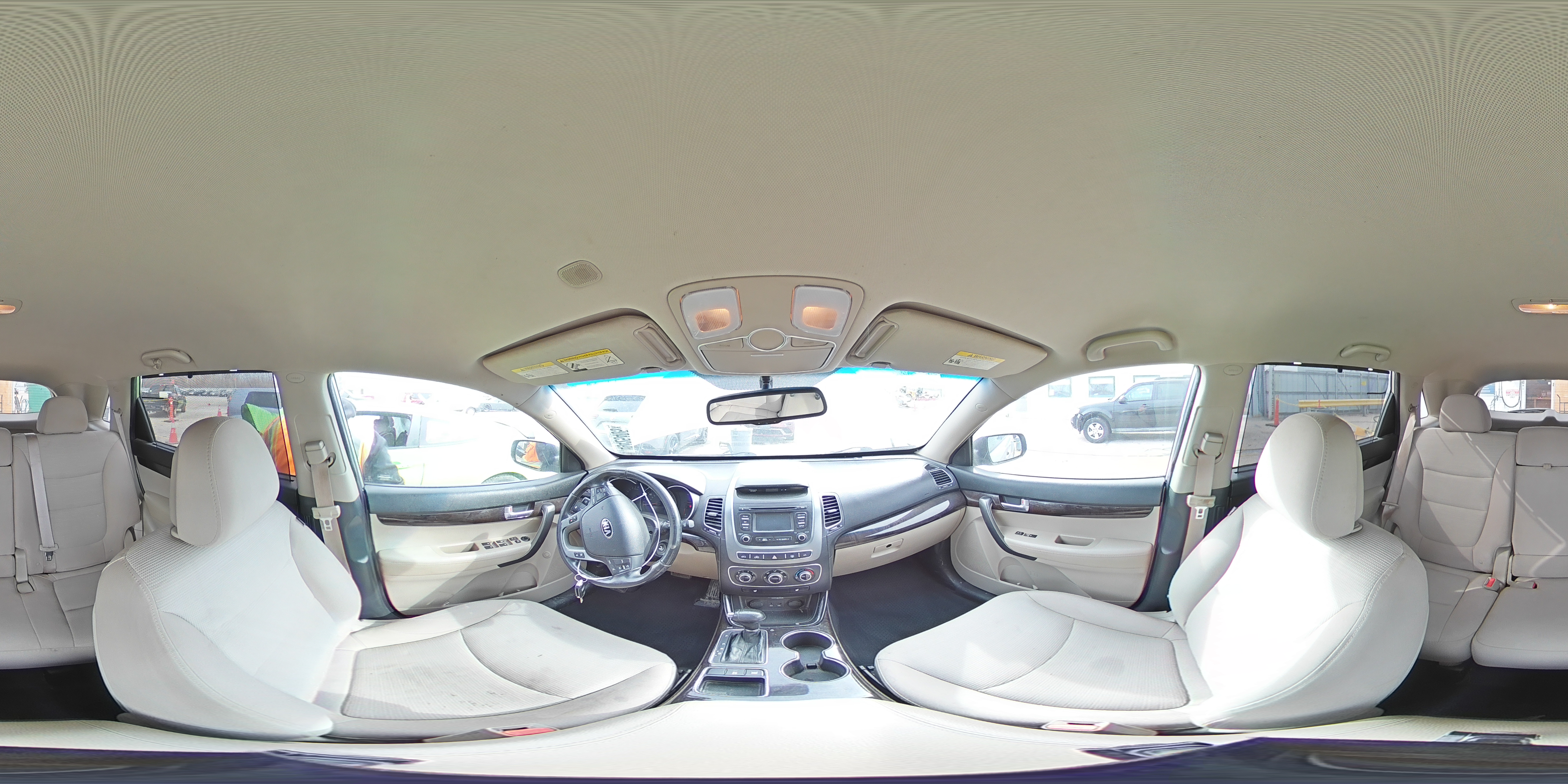 2014 Kia Sorento - Image 15