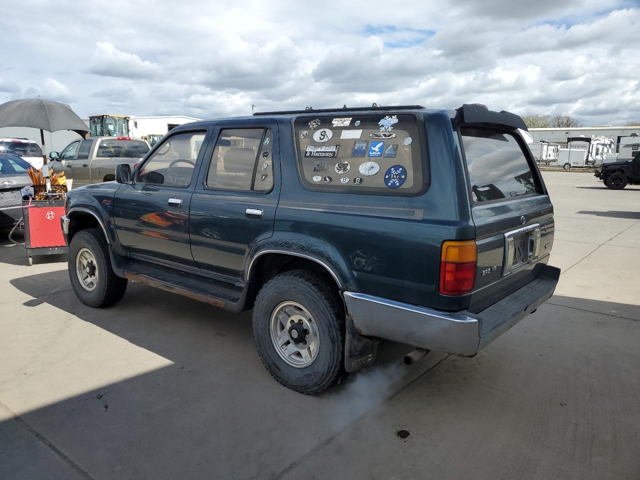 1995 Toyota 4Runner - Image 2